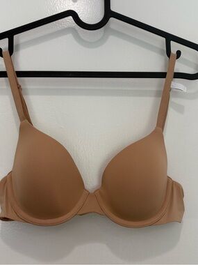 NWOT Gap T-Shirt Bra Nude - 32B